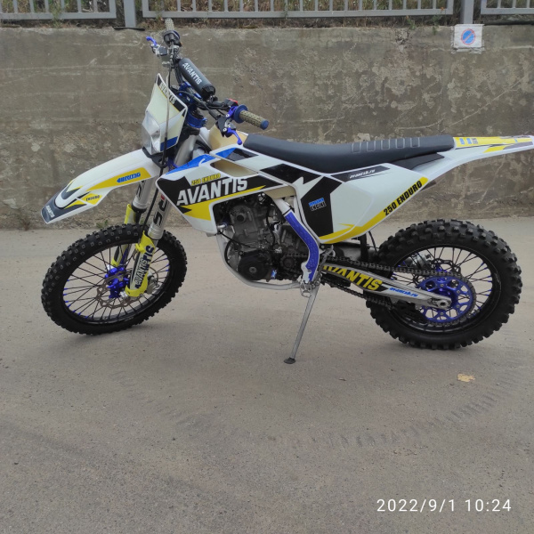 Мотоцикл кроссовый / эндуро Avantis (Авантис) Enduro 300 ARS PRO EFI 21/18 (177ММ вод.охл.) 2020 | Мототека